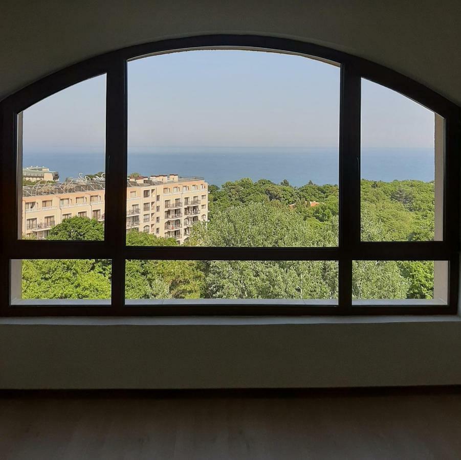 Aparthotel Vesta Riviera - Free Parking Goldstrand Exterior foto